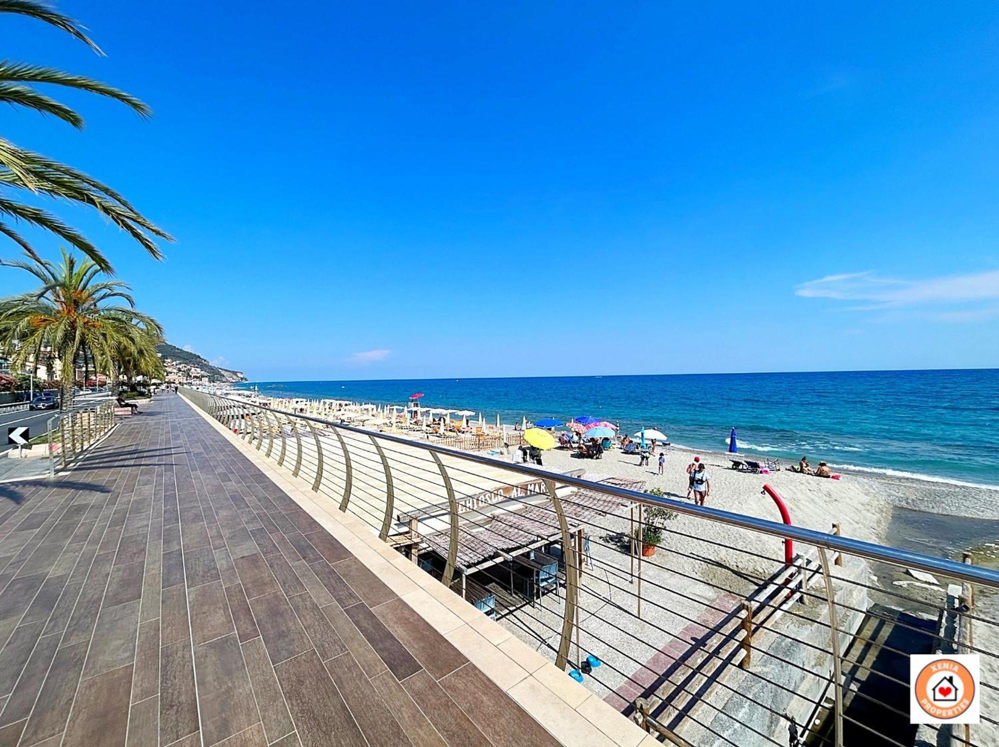 Апартаменты Gioiello Marino - Mare, 2 Minuti A Piedi Пьетра-Лигуре Экстерьер фото